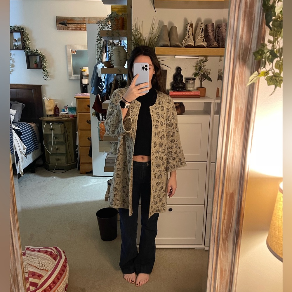 cupcakes & cashmere Beige Patterned Cardigan